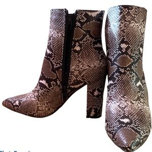 Brand new Catherine Malandrino snake skin booties